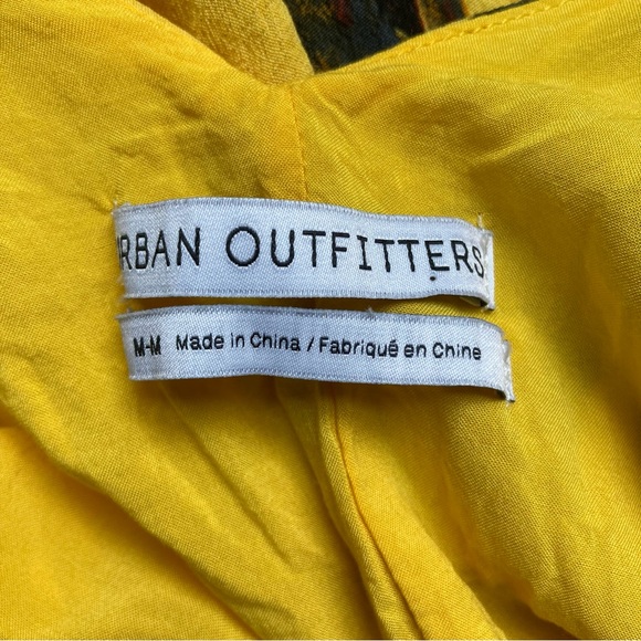Urban Outfitters Yellow Floral Low Back Summer Dress size Medium - Picture 4 of 4